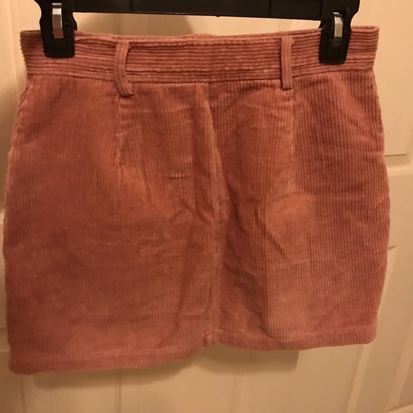 Pink, Kendall and Kylie skirt - Picture 2 of 2